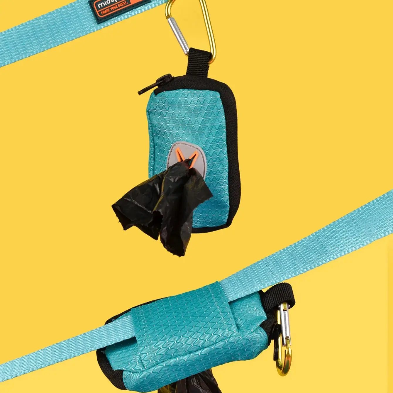 1 Pcs Light Weight Poop Bag Holder Multi Function Hands Free Dispenser Attached With Any Pet Leashes(No Poop Bag And Leashes)